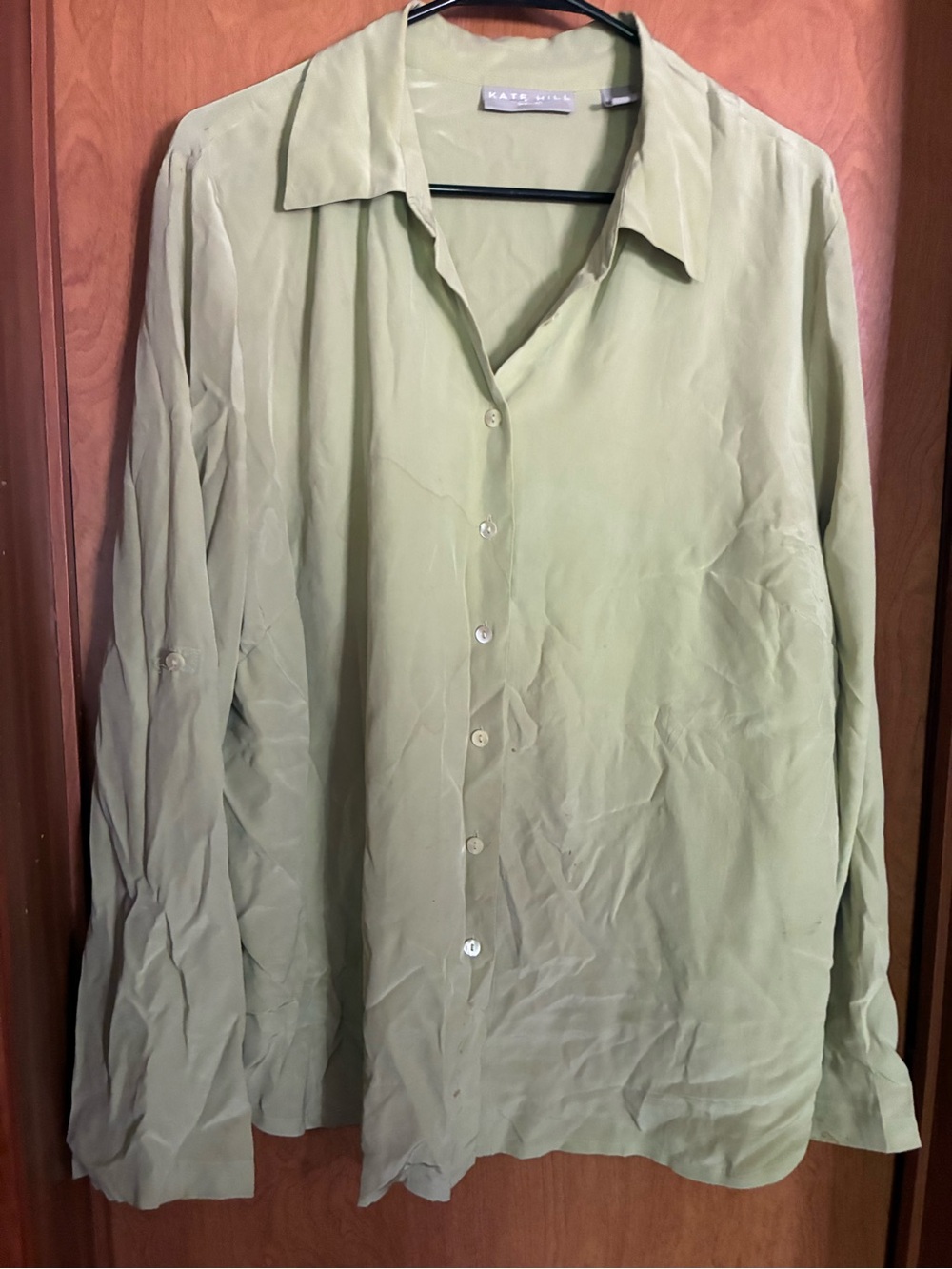 Kate Hill Woman 100% Silk Light Green Button-Up Shirt 20W